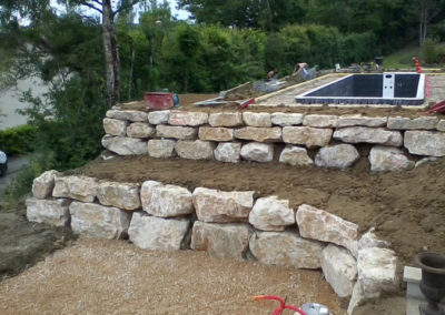 Terrassement piscine, enrochement - Doubs, Besançon, Saint Vit, Ornans, Baume les dames